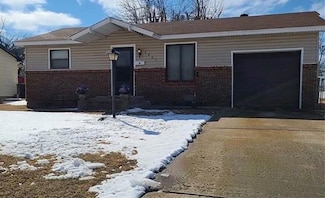 4805 S Shallow Brook Dr, Oklahoma City, OK 73129