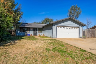 1752 Summerfield Ct, Redding, CA 96002