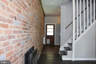 236 N Locust St, Hagerstown, MD 21740