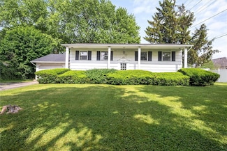 1156 Hatch Rd, Webster, NY 14580