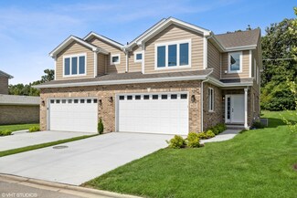 9435 Churchill Dr, Hickory Hills, IL 60457