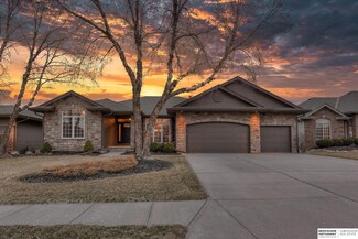 6415 N 165th St, Omaha, NE 68116