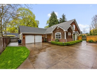 2164 Jeppesen Acres Rd, Eugene, OR 97401