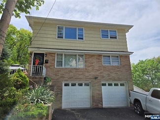 102 Kossuth St Unit 1, Wallington, NJ 07057