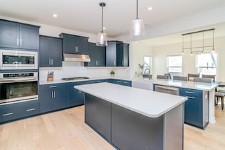 728 Shaker Dr, Richmond, KY 40475