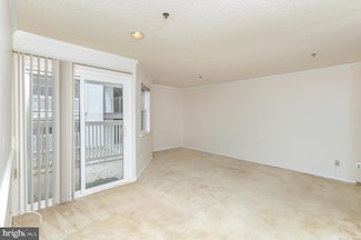 1504 Lincoln Way Unit 108, McLean, VA 22102