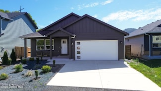 965 Queen St, Seaside, OR 97138