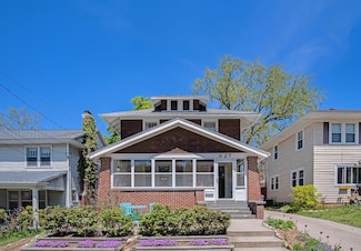 827 Ardmore St SE, Grand Rapids, MI 49507