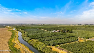 NKA Jones Riggs Rd, Wapato, WA 98951