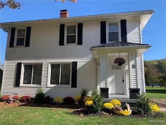 5 Center St, Forestville, NY 14062