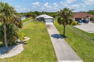 3521 24th Ave NE, Naples, FL 34120