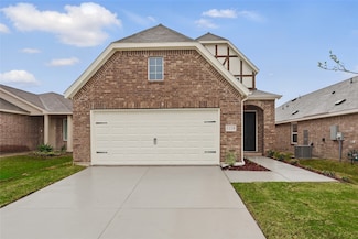 1118 Baker Bridge Dr, Forney, TX 75126