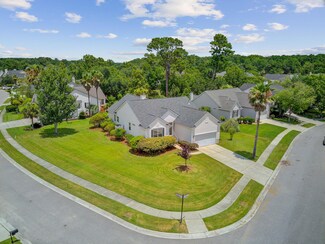 1800 Palmetto Isle Dr, Mount Pleasant, SC 29466