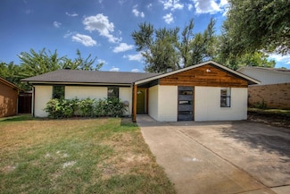 1620 White Oak Ct, Denton, TX 76209