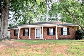 7124 Old Dr N, Memphis, TN 38125