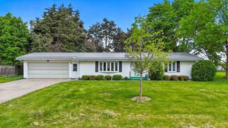 401 W Washington Ave, Keota, IA 52248