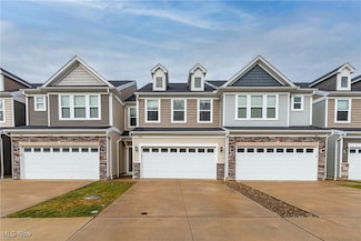 838 S Greenway Dr, Westlake, OH 44145