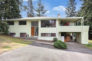 9024 229th St SW, Edmonds, WA 98026