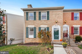 5712 Richardson Mews Square, Halethorpe, MD 21227