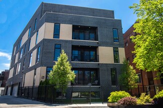 1045 W Cornelia Ave Unit 402, Chicago, IL 60657