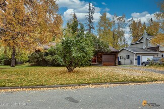 2529 Foraker Dr, Anchorage, AK 99517