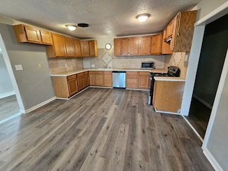 1105 W 2nd Ave, White Deer, TX 79097