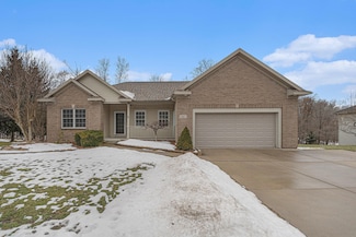 2067 Edington Dr SE, Grand Rapids, MI 49508