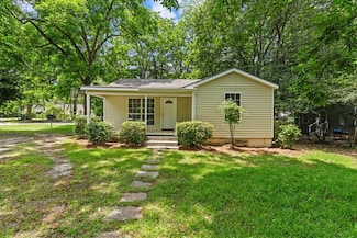 618 Langley Dr, Dothan, AL 36301