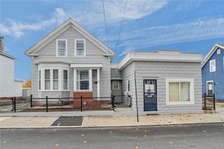 114 Commodore St, Providence, RI 02904