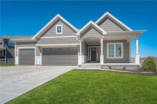 5110 Montebella Dr, Riverside, MO 64150