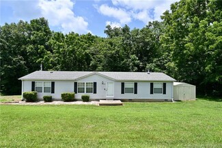 257 S Bogard Hollow Rd, Marengo, IN 47140