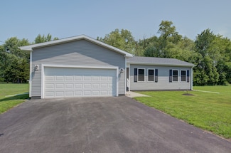 382 W 3rd St, Braidwood, IL 60408