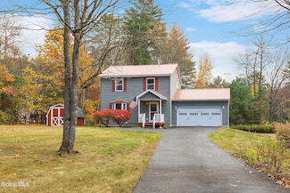 106 Fay Ln, Galway, NY 12074