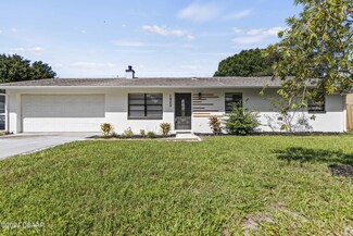 1922 Willow Oak Dr, Edgewater, FL 32141