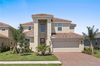 2239 Dancy St, Naples, FL 34120