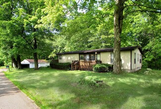 15661 Holman Rd, Williamsburg, OH 45176