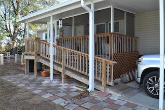 10020 Hamp Dr, Dade City, FL 33525