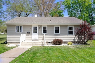 70 S Washington St, Coal City, IL 60416