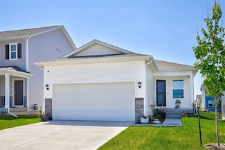 1150 NW Williamsburg Ln, Waukee, IA 50263