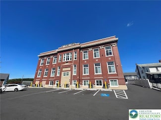 216 Penn St Unit 3, Bath, PA 18014