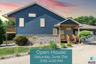 212 N Fairway Dr, Split Rock Township, SD 57110