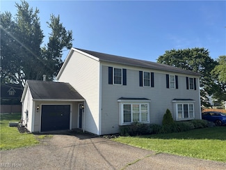 328 Belle St SW Unit 6, Hartville, OH 44632