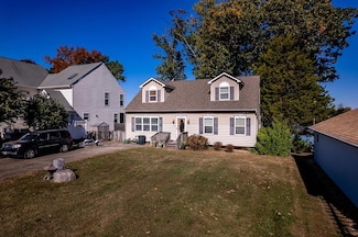 175 Mattox Ave, Colonial Beach, VA 22443