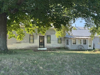 314 Gladding Rd, Massena, NY 13662