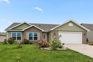 2082 Hemlock Ln, Warsaw, IN 46580