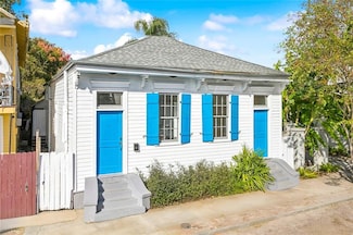 3917 Laurel St, New Orleans, LA 70115