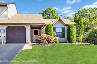 68 Harbor Cir, Freehold, NJ 07728