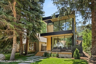 219 W Bleeker St, Aspen, CO 81611