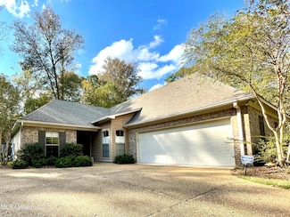 100 Rockbridge Crossing, Clinton, MS 39056