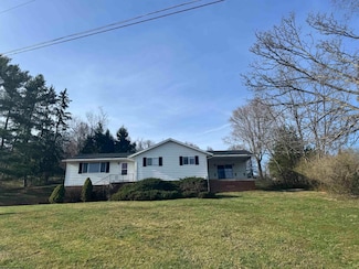 2 Christopher Ln, Buckhannon, WV 26201